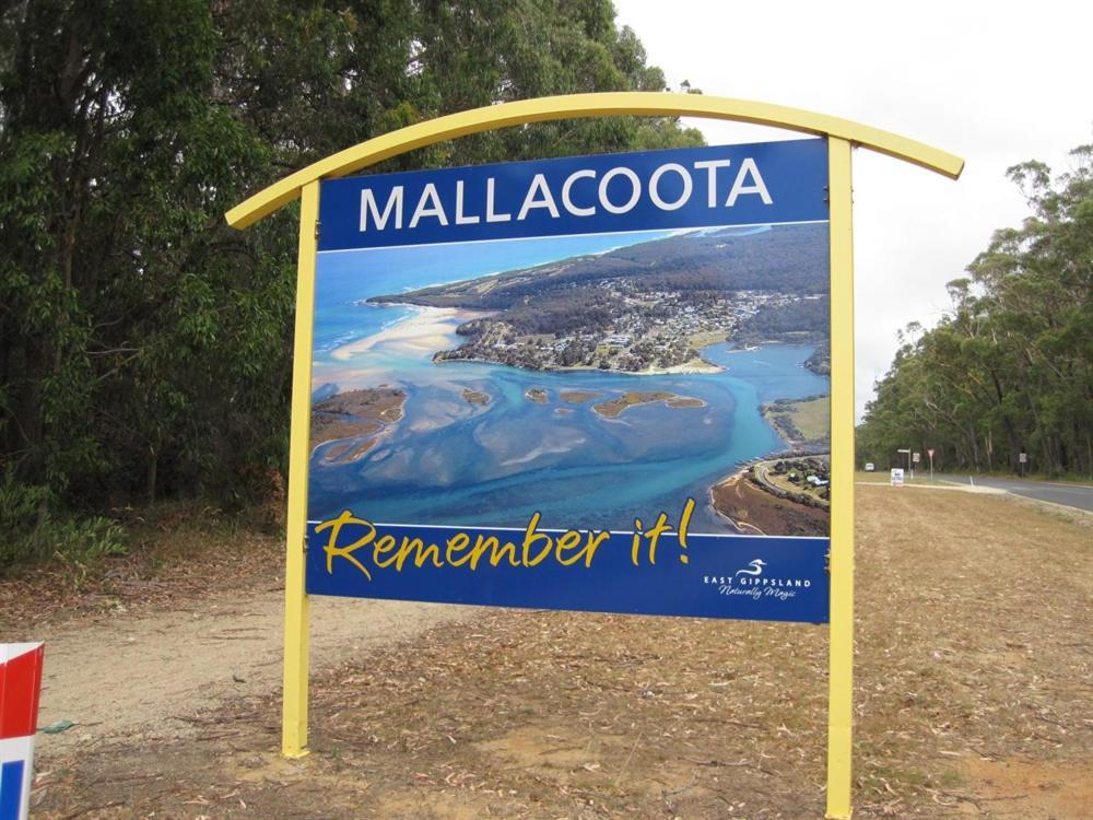 The Silver Bream Motel & Self Contained Units Mallacoota Bagian luar foto