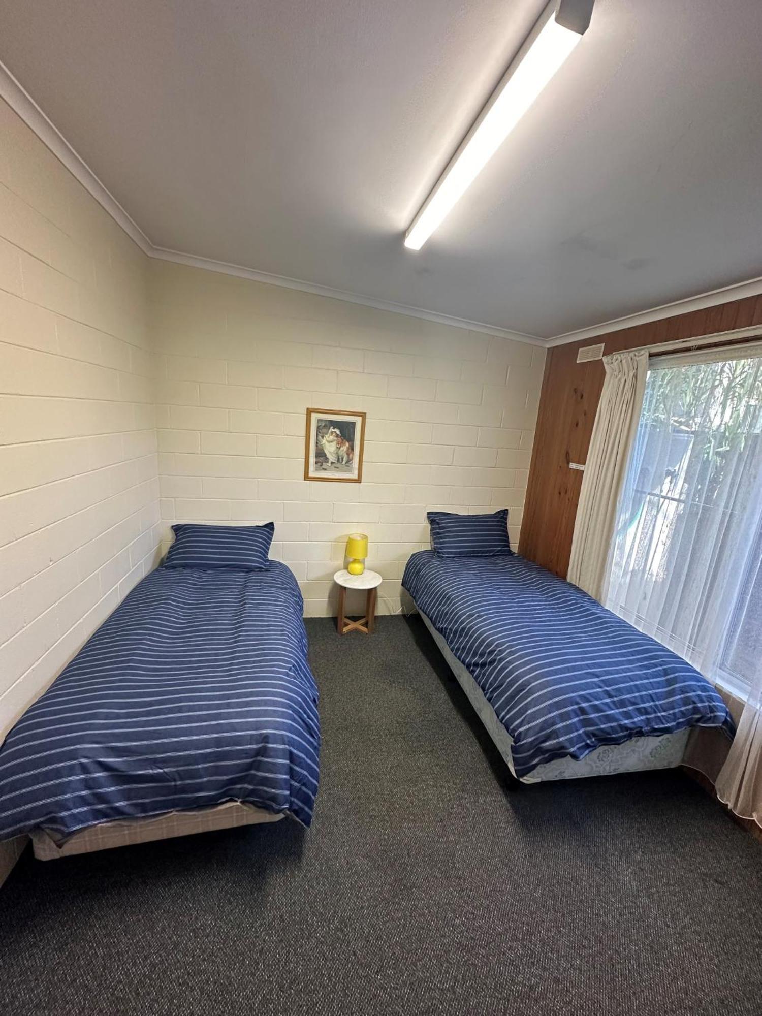 The Silver Bream Motel & Self Contained Units Mallacoota Bagian luar foto