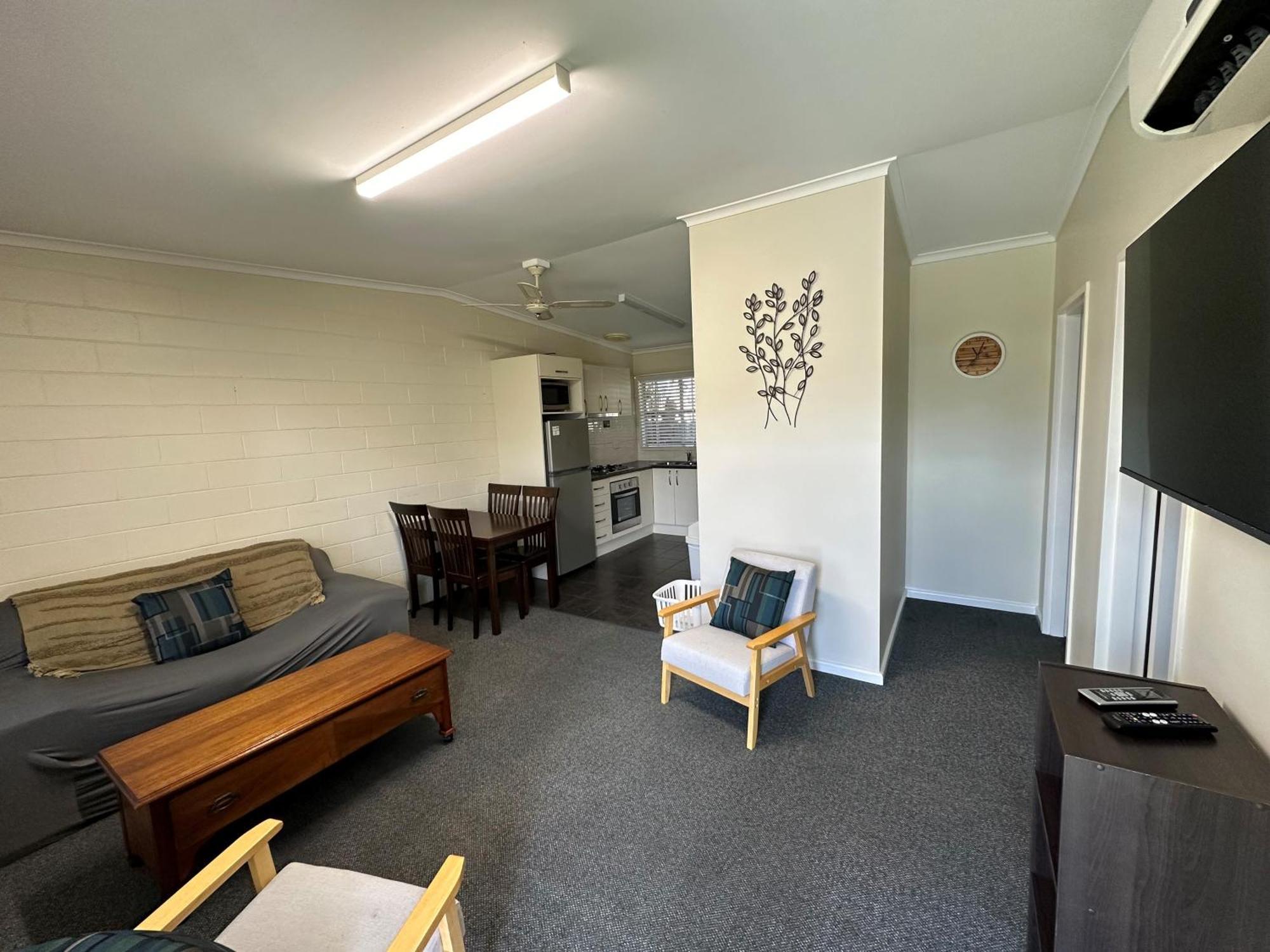 The Silver Bream Motel & Self Contained Units Mallacoota Bagian luar foto