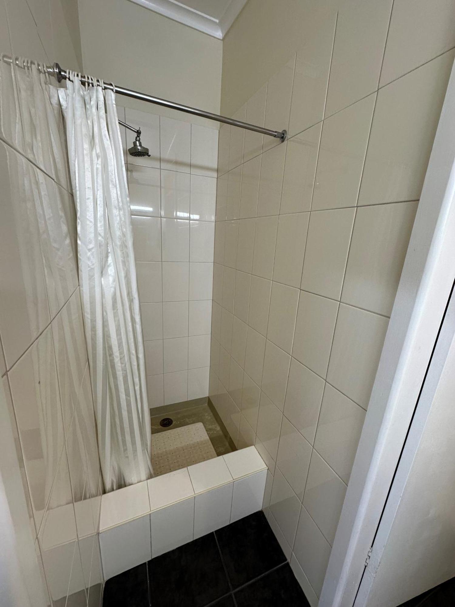 The Silver Bream Motel & Self Contained Units Mallacoota Bagian luar foto