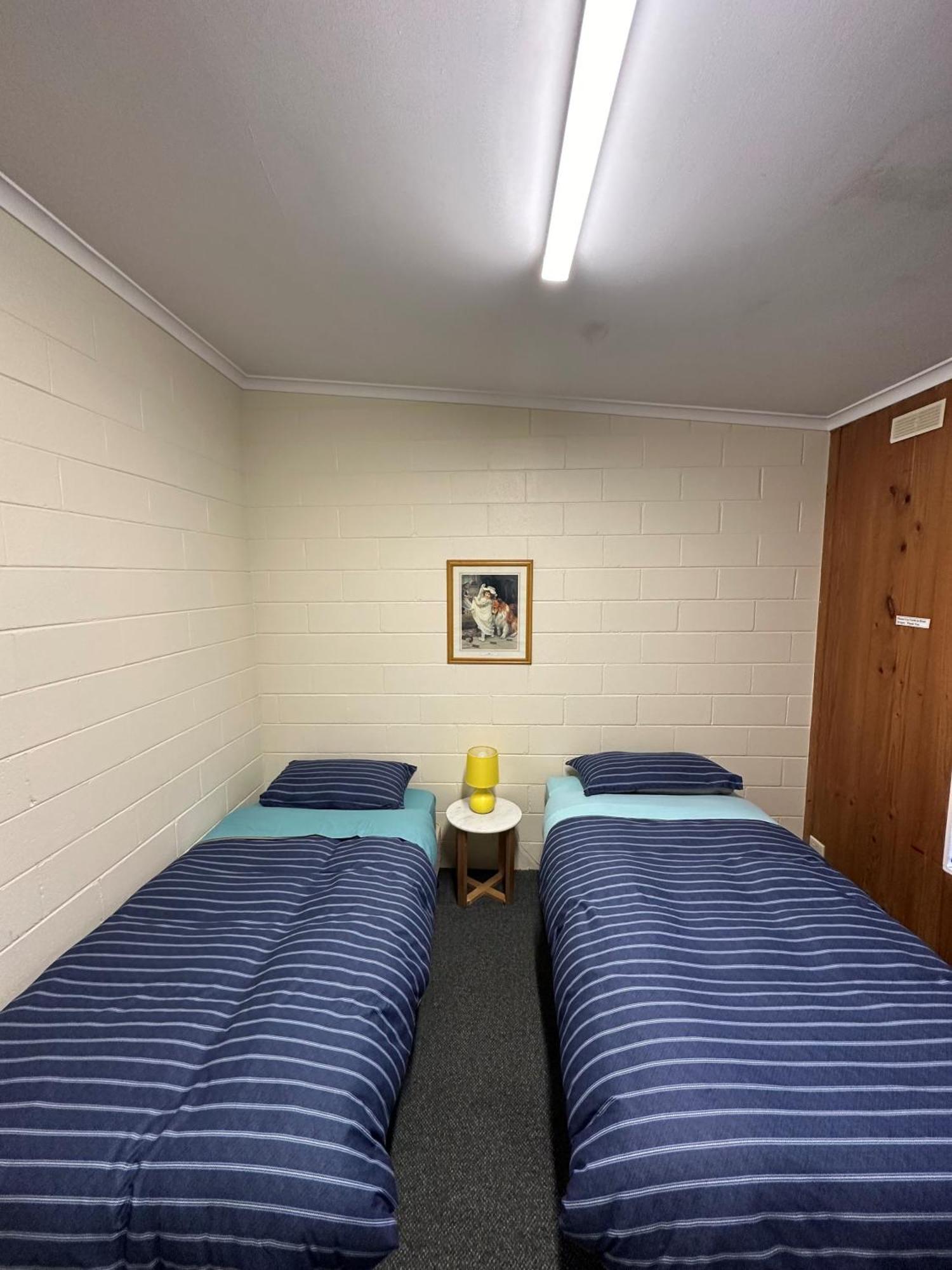 The Silver Bream Motel & Self Contained Units Mallacoota Bagian luar foto